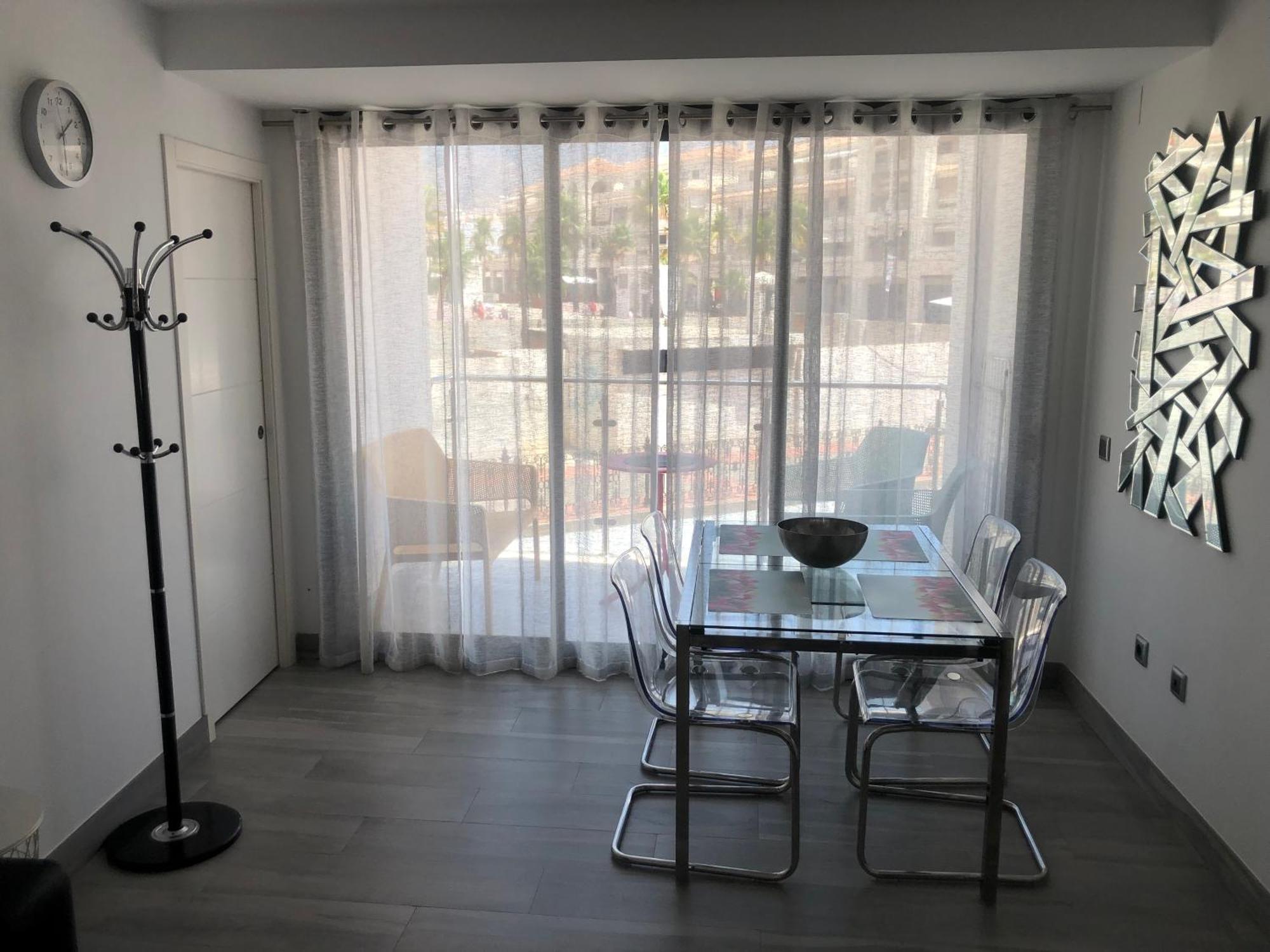 4 Gran8nerja Apartament
